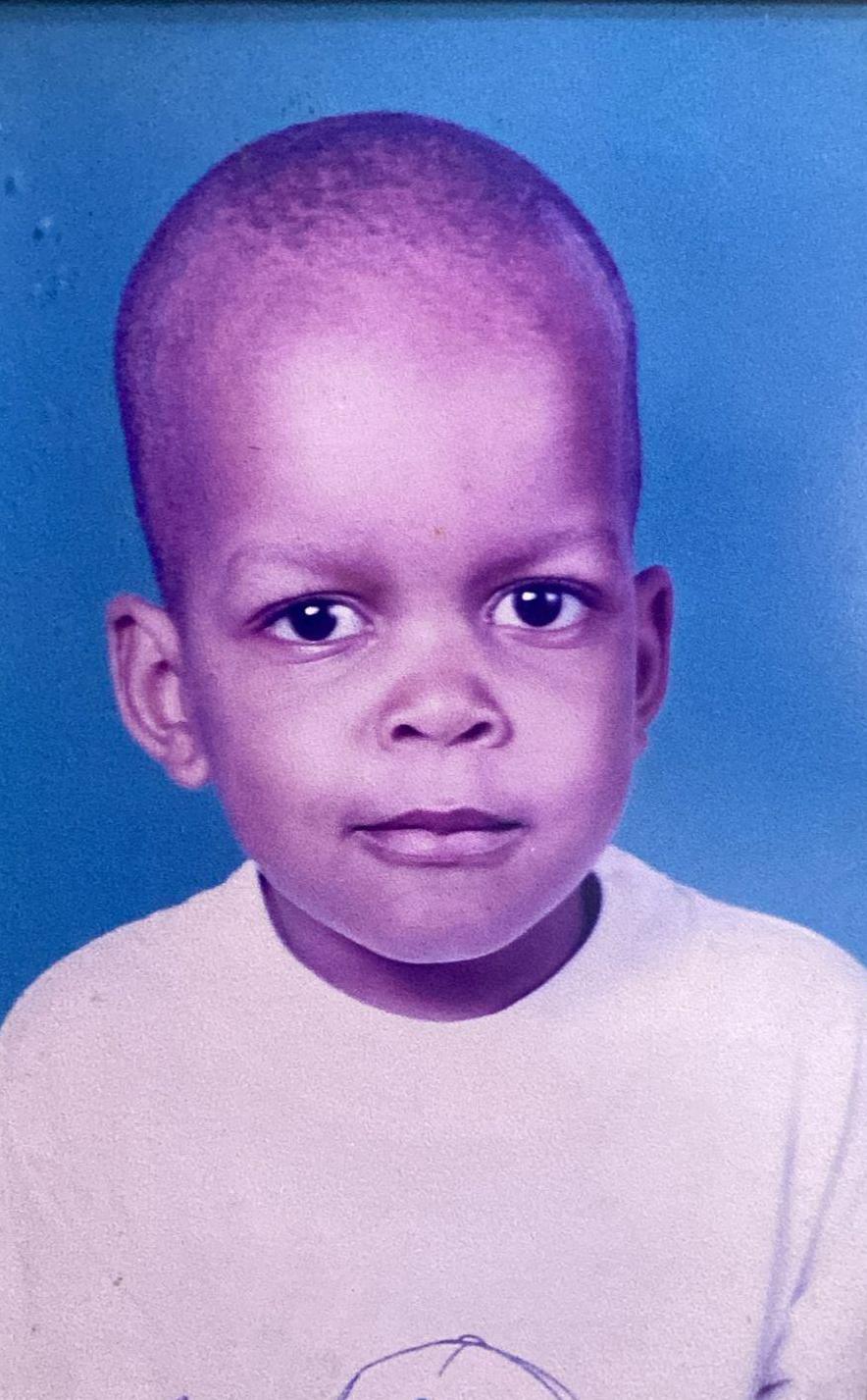 Igor Simbine childhood